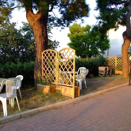 Casa Laura 3 *